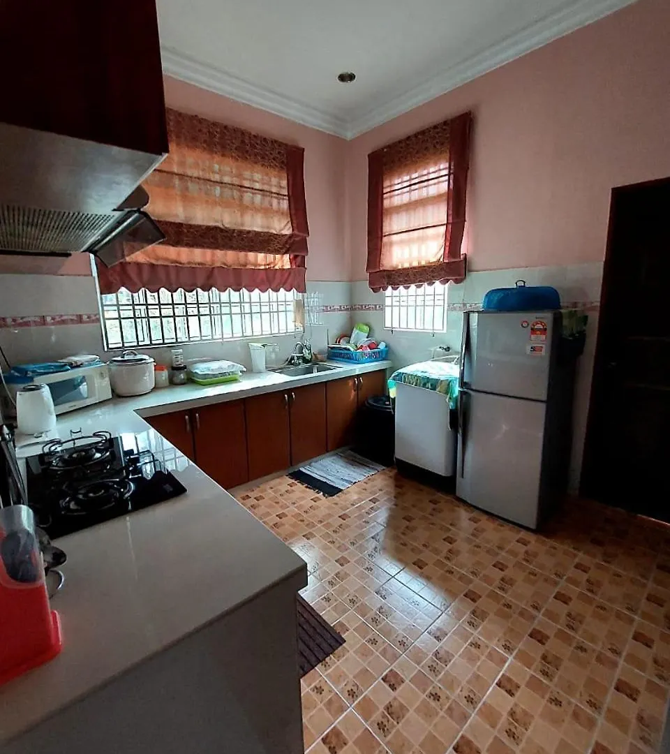 Astana Inn Homestay バリック・プラウ 0*,  マレーシア
